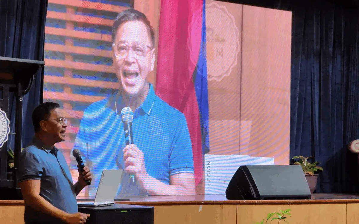 Ned Legaspi speaking at a conference about cultural intelligence