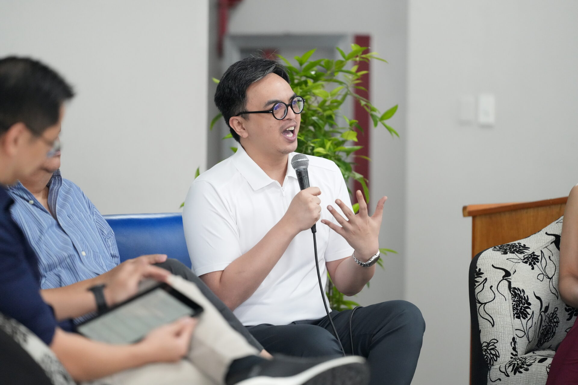 Ken de Leon discusses the changing landscape of writing and content production