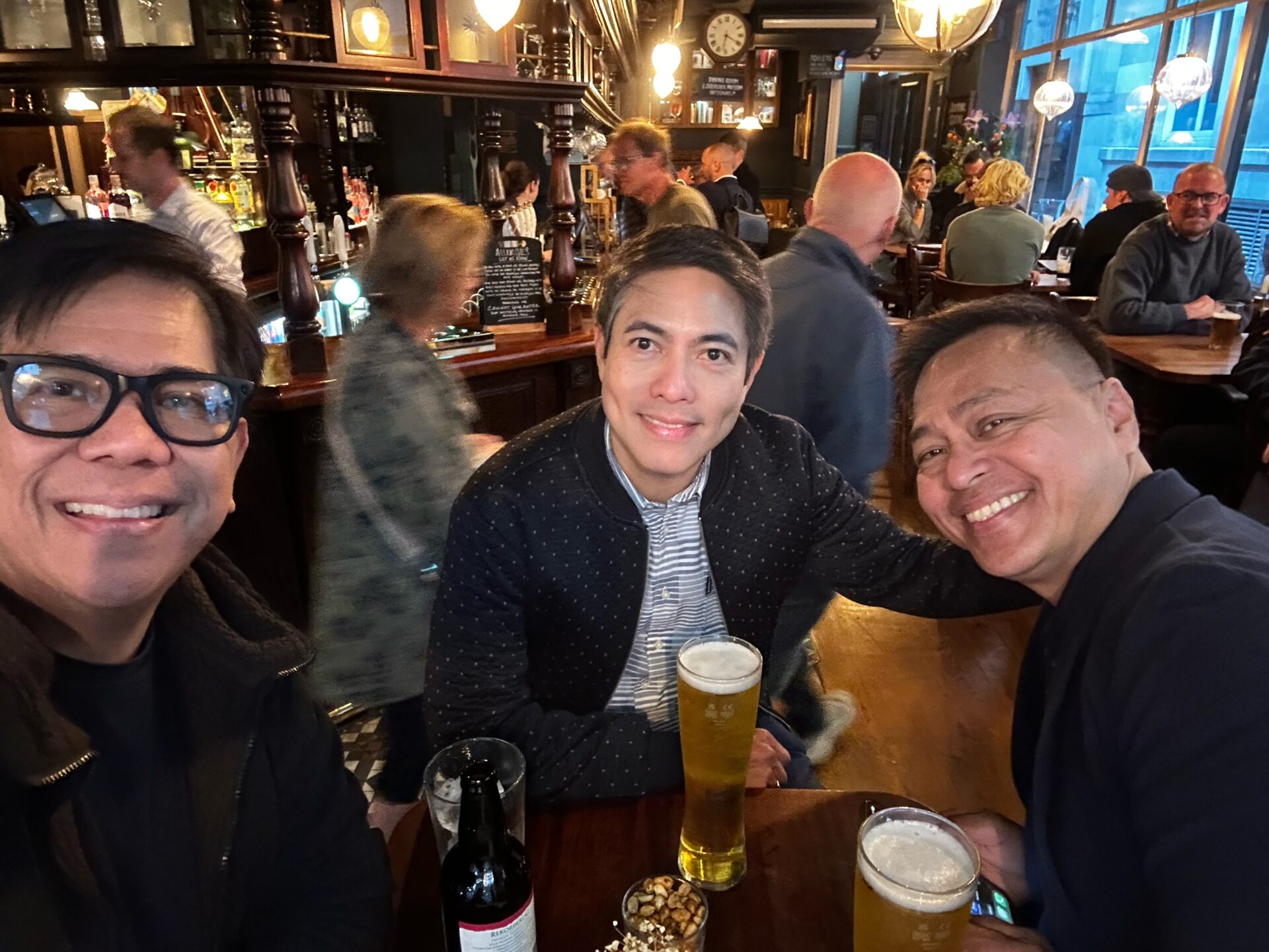 Ned Legaspi with former TFC colleagues Igi Bumagat and Luis Bariuan in London